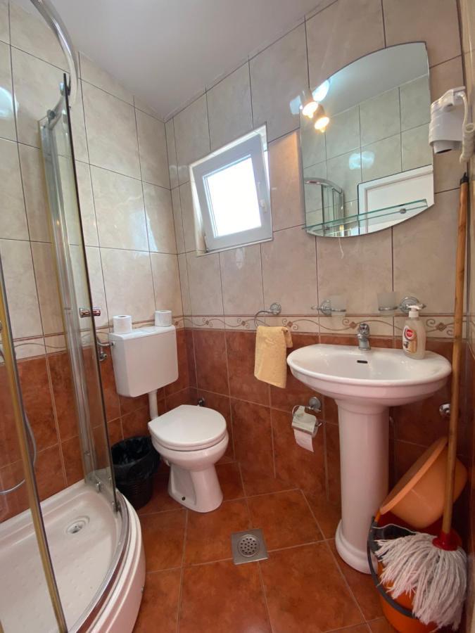 Apartmani Luksic Сутоморе Экстерьер фото