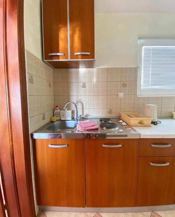 Apartmani Luksic Сутоморе Экстерьер фото