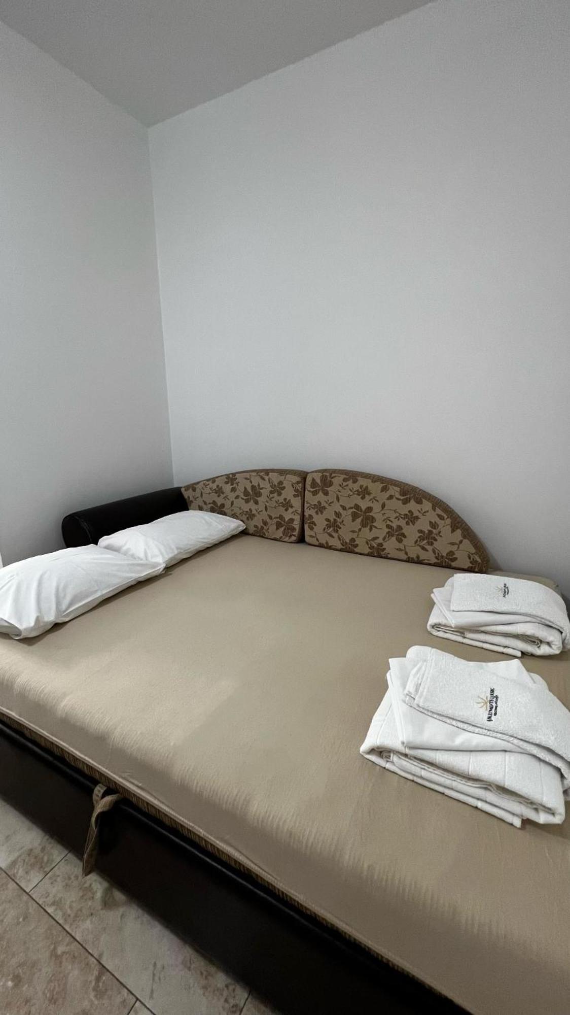 Apartmani Luksic Сутоморе Экстерьер фото