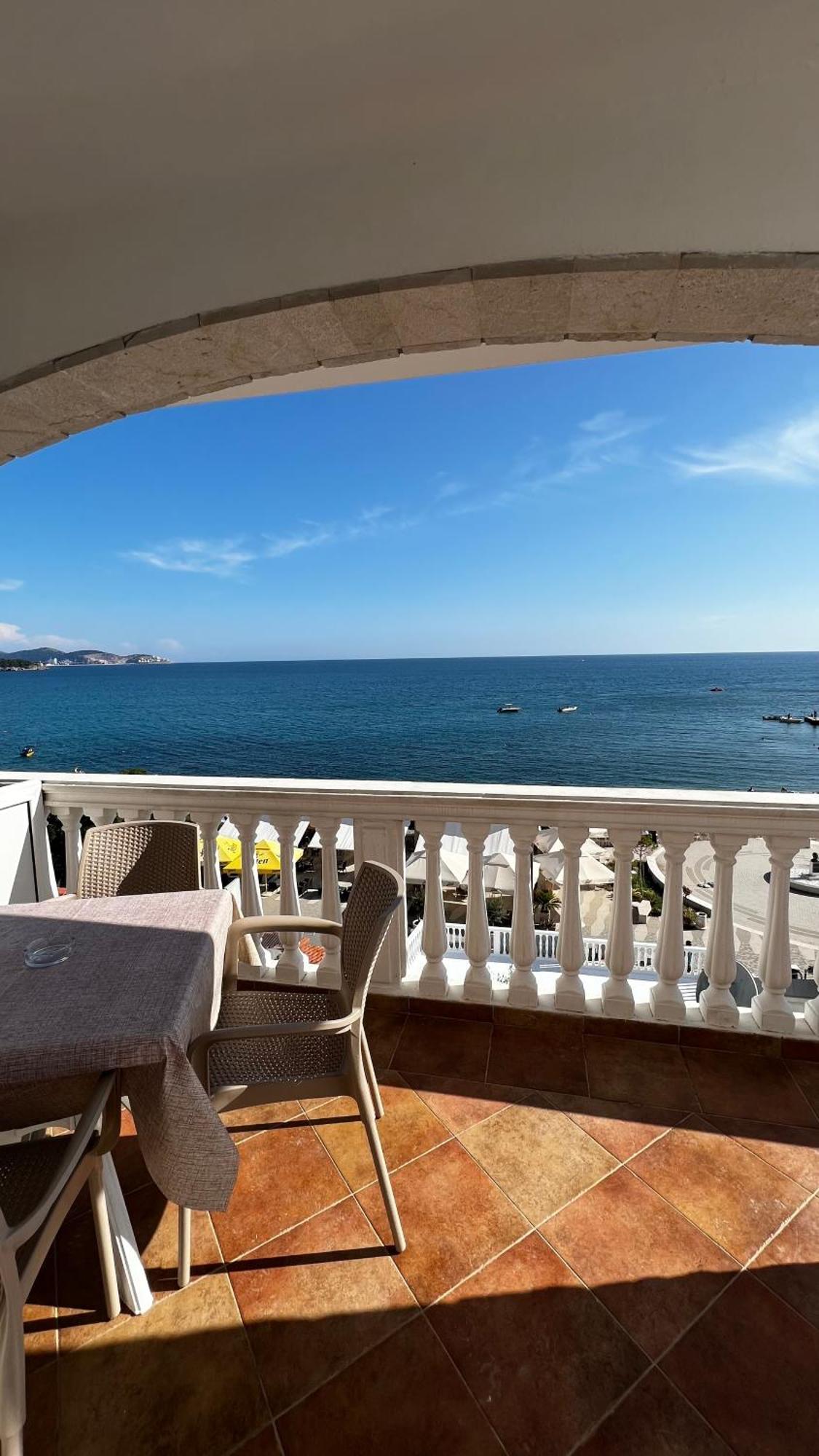 Apartmani Luksic Сутоморе Экстерьер фото
