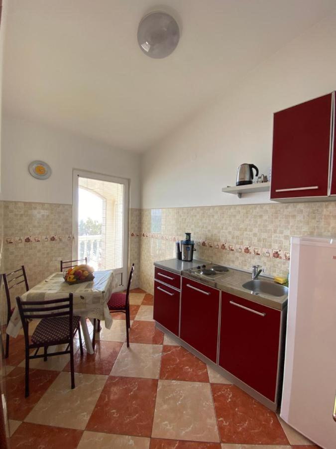 Apartmani Luksic Сутоморе Экстерьер фото