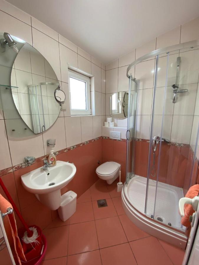 Apartmani Luksic Сутоморе Экстерьер фото